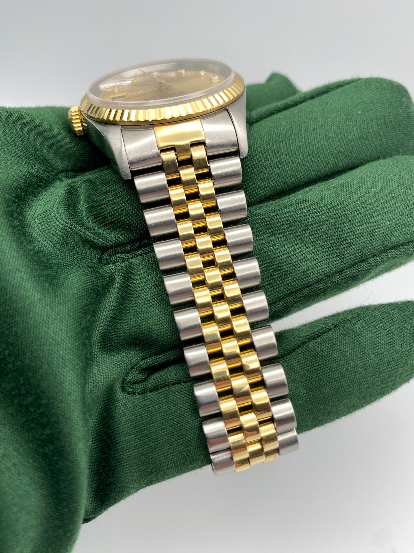 Rolex Datejust 16233, Champagne Factory “Big Stone” Diamond Dial (1995)