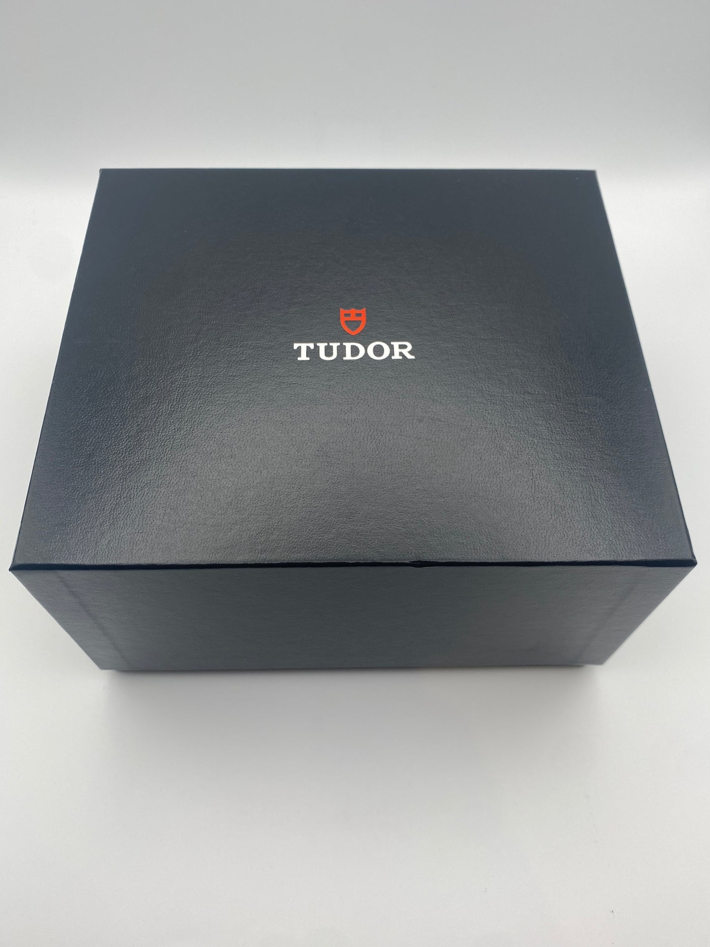 TUDOR Heritage Black Bay “Harrods Exclusive” – Ref. 79230G – Special Edition No. 9048 (2022)