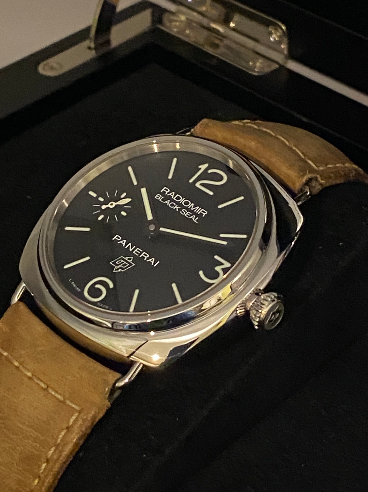Panerai Radiomir Black Seal – PAM00380 – 45mm – 2013 – Full Set