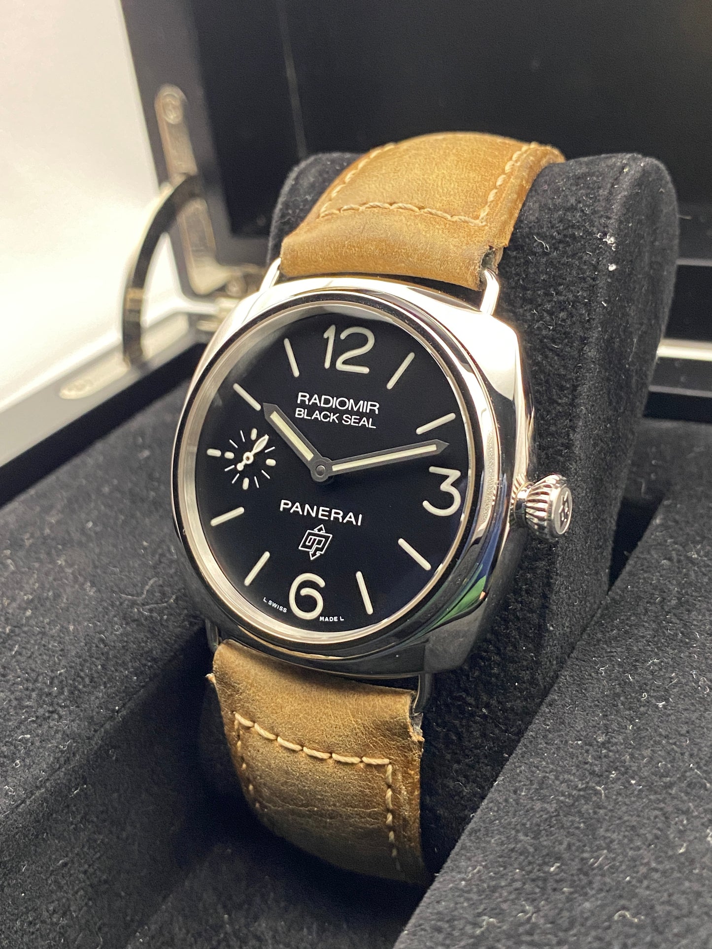 Panerai Radiomir Black Seal – PAM00380 – 45mm – 2013 – Full Set