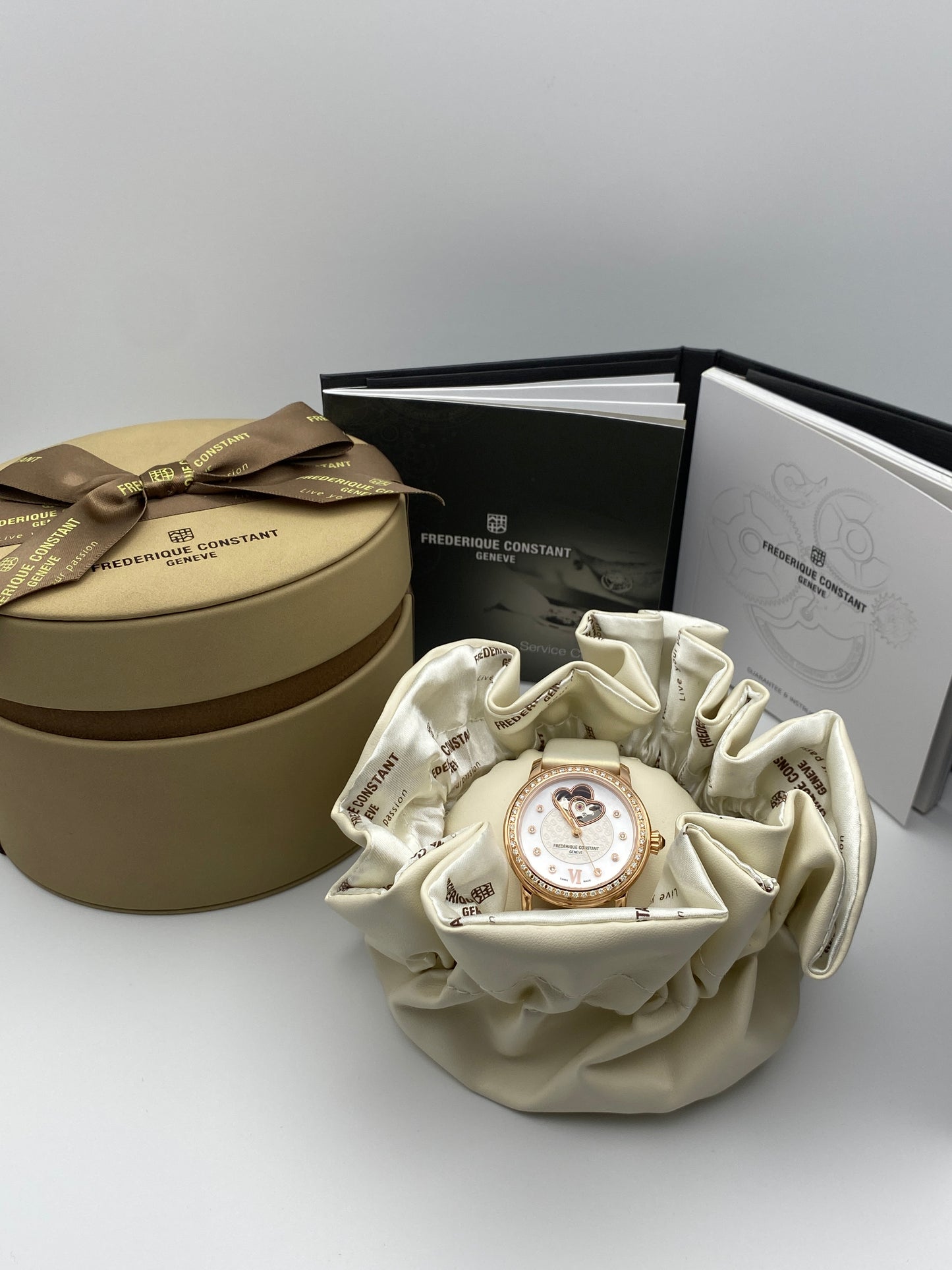 FREDERIQUE CONSTANT Damen-Automatikuhr mit doppeltem Herzschlag
